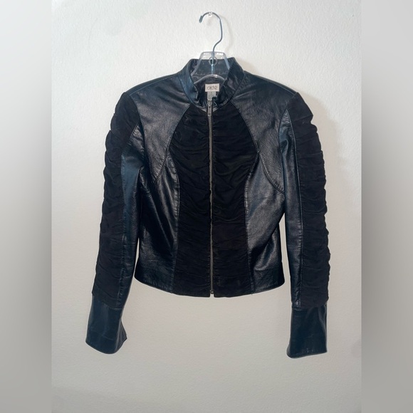 Cache Jackets & Blazers - Cache vintage black goat suede and leather zip up crop jacket
